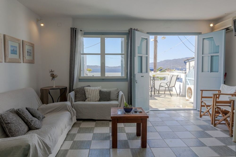 undefined Emily Suites 4