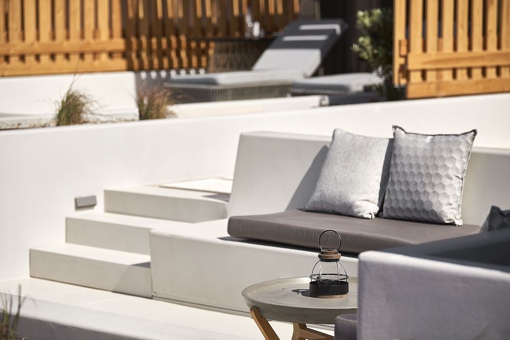 Cave Suites Superior Room, Private Pool, Sea View 29