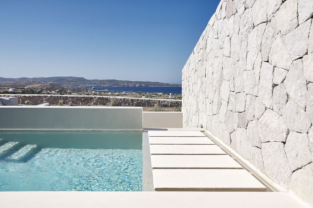 undefined Cave Suites 9