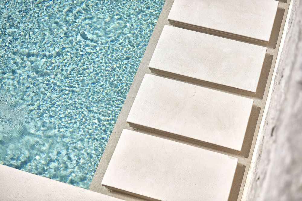 Cave Suites Superior Room, Private Pool, Sea View 12