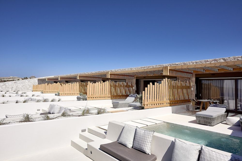 Cave Suites Superior Room, Private Pool, Sea View 28