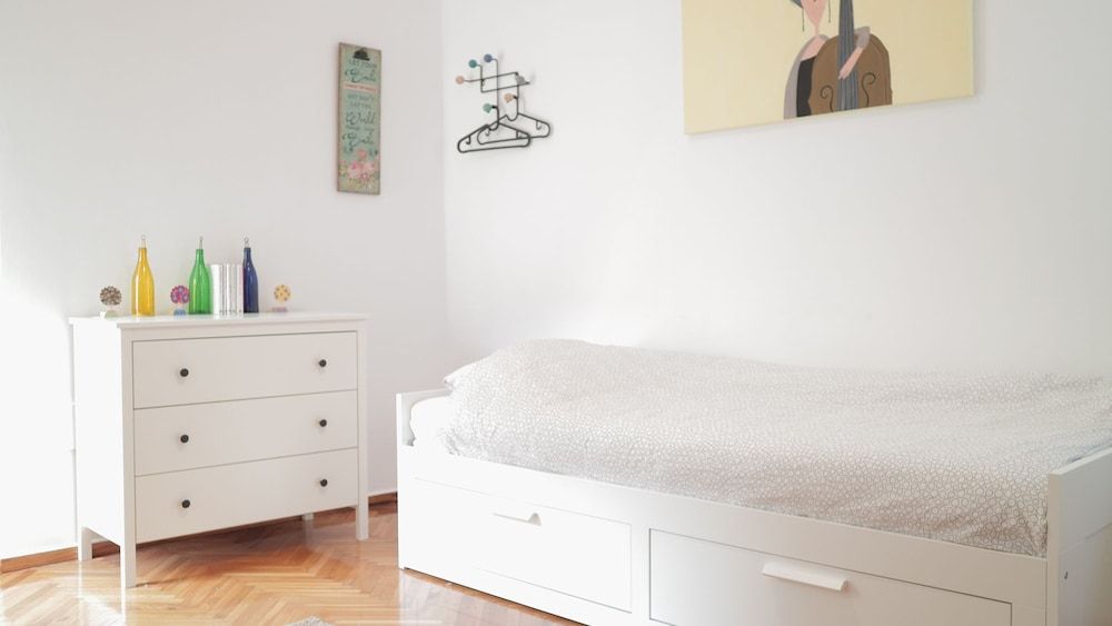 Chapter I & II Apartment, Sea View (Chapter II) 8