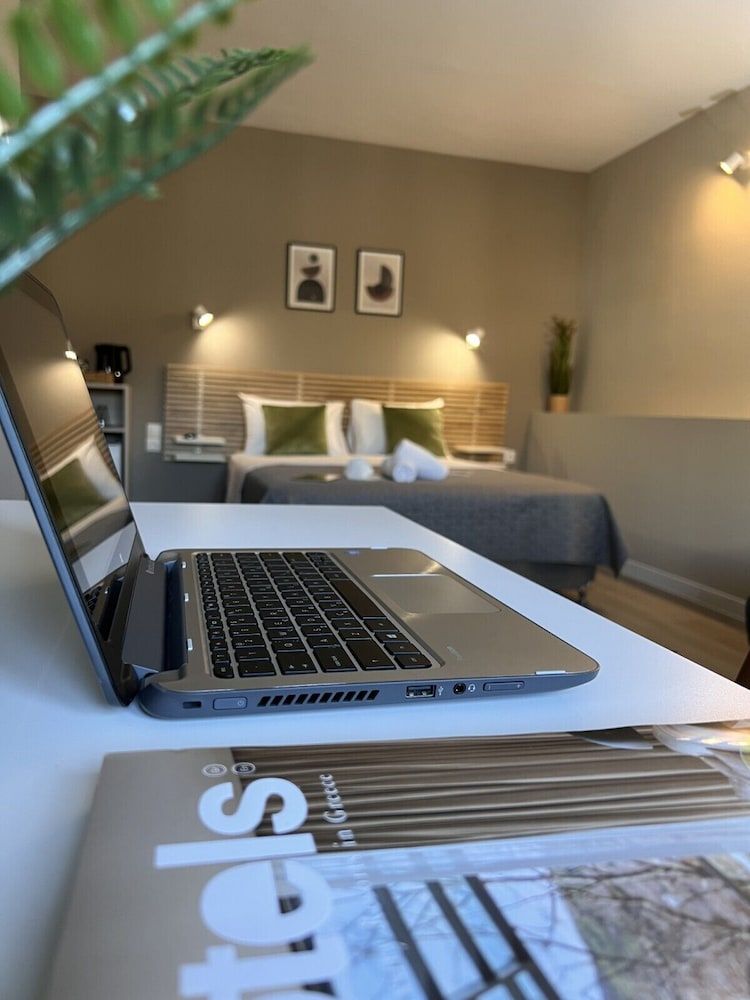 undefined Luxor Premium Suites 5