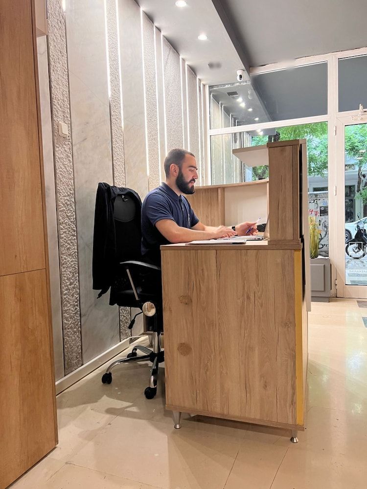 undefined Luxor Premium Suites