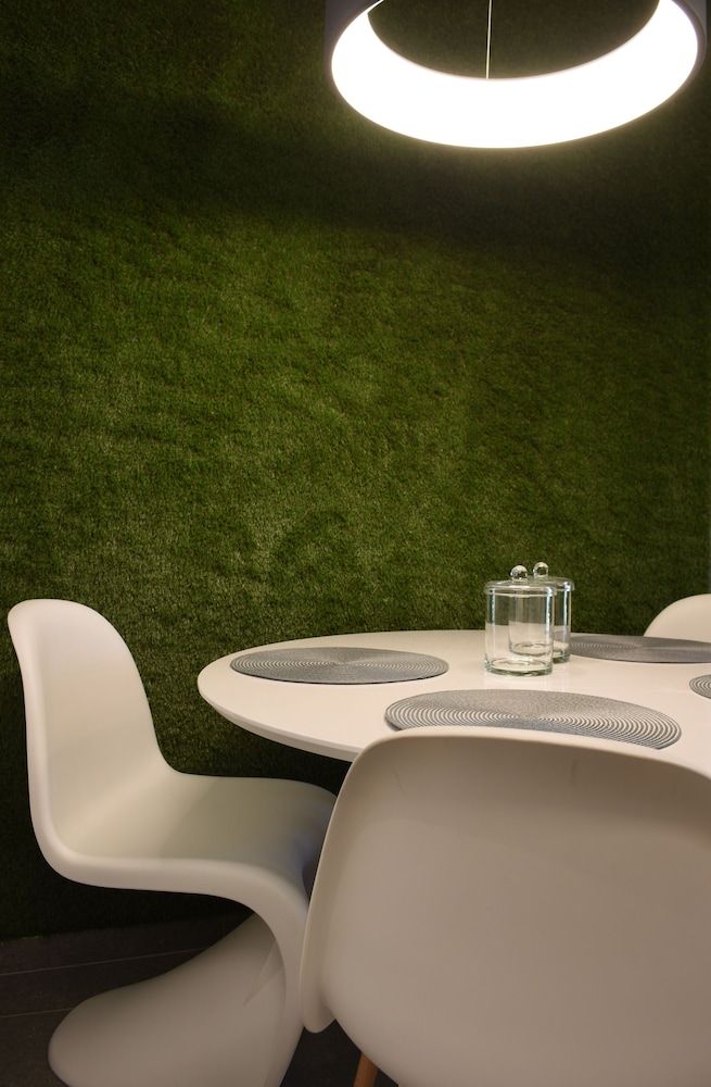 undefined Gusto Luxury Apt Must 3