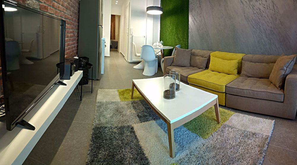 undefined Gusto Luxury Apt Must