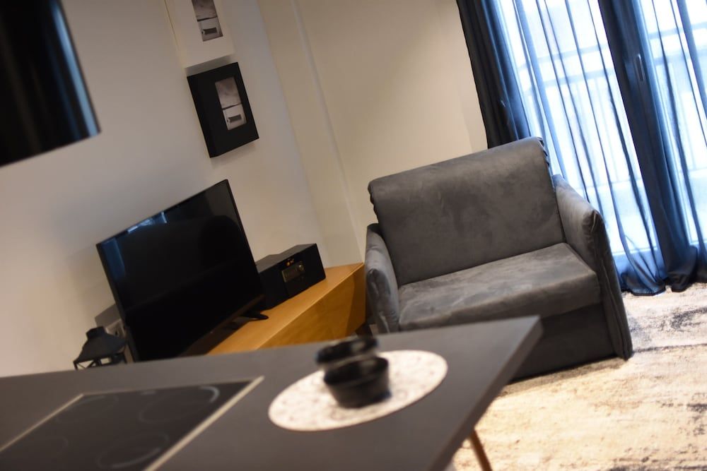 Comely Luxury Apt Must Luxury Apartment (Comely) 20