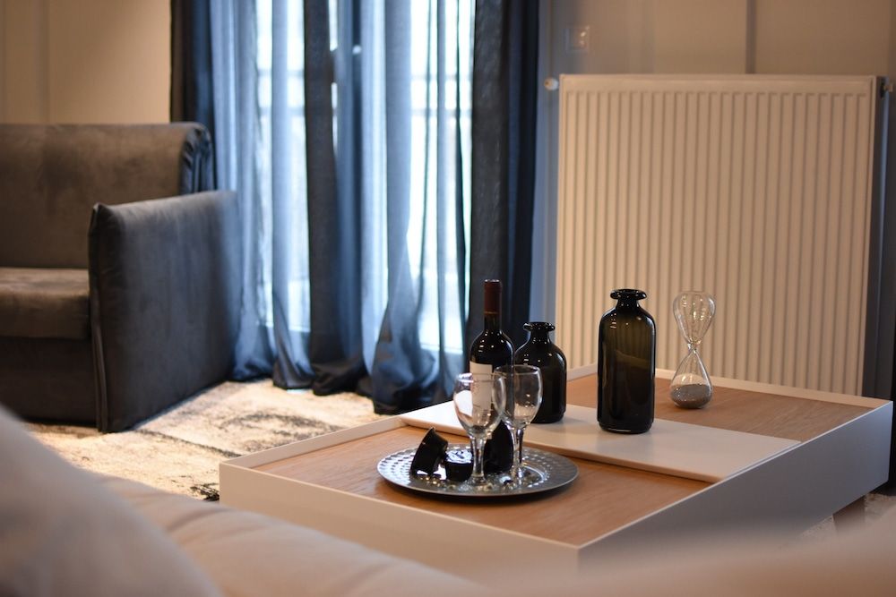 Comely Luxury Apt Must Luxury Apartment (Comely) 23