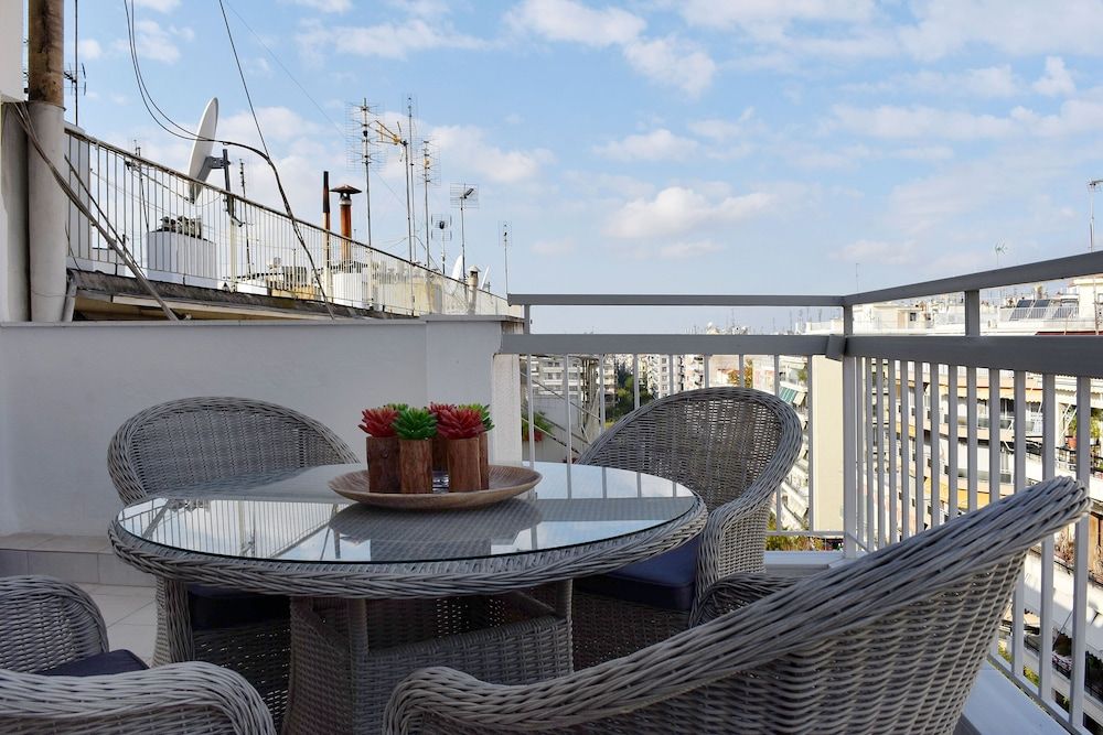 undefined Armonia Deluxe Apt Must 2