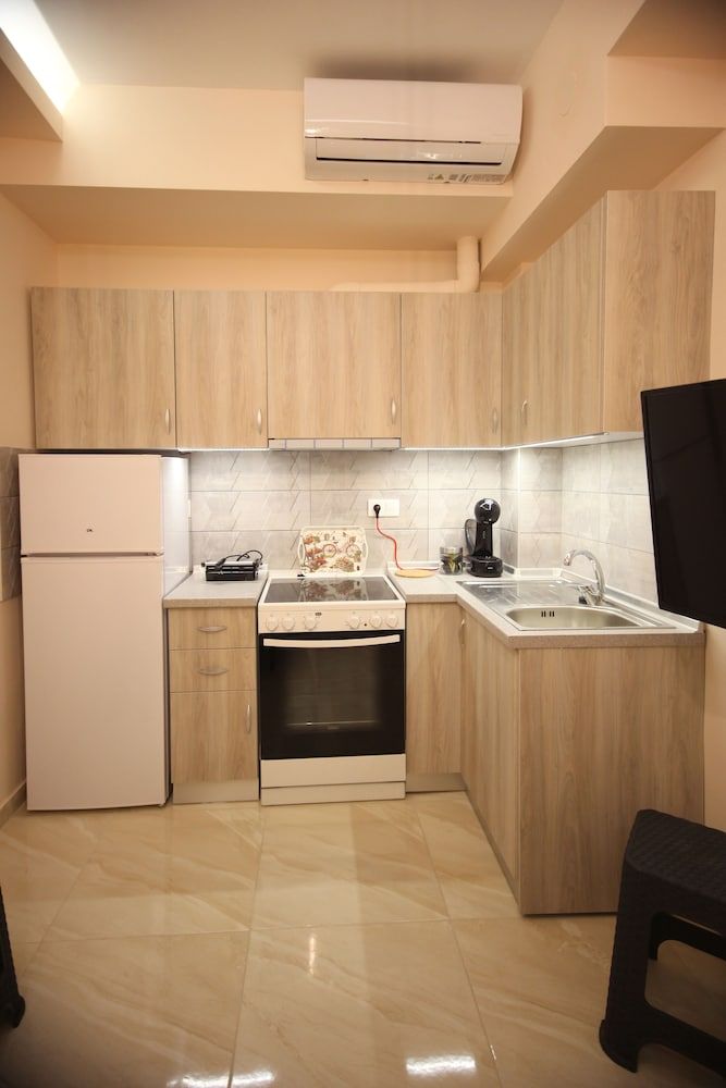 G&M Luxury Studios Apartment, 1 Bedroom (#6) 8