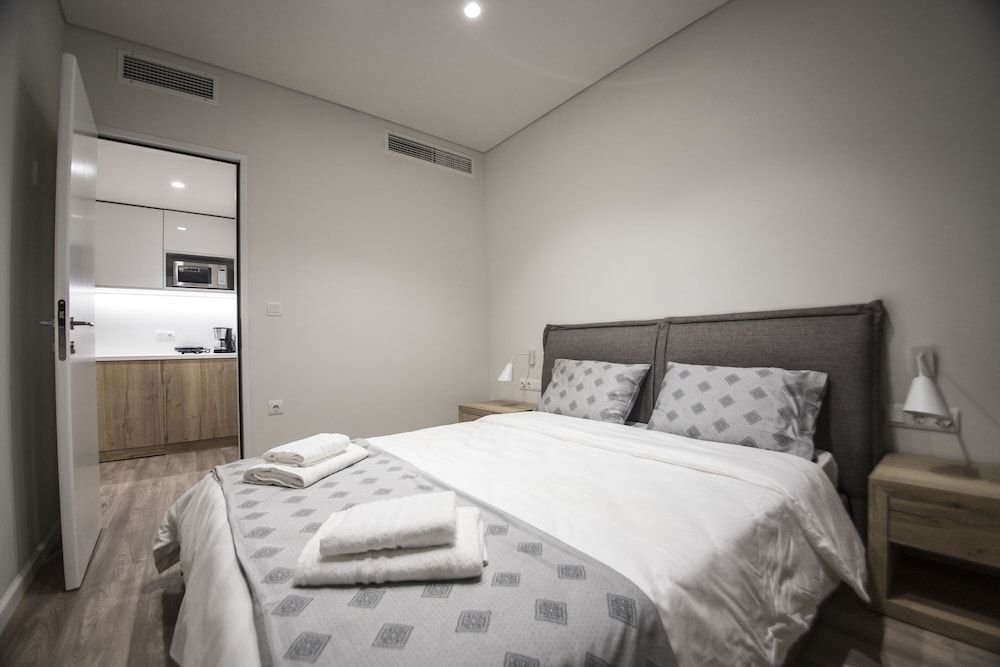 undefined Ornament Suites Nilie Hospitality MGMT 7