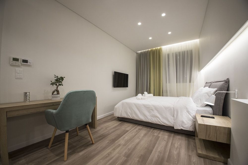 undefined Ornament Suites Nilie Hospitality MGMT 9