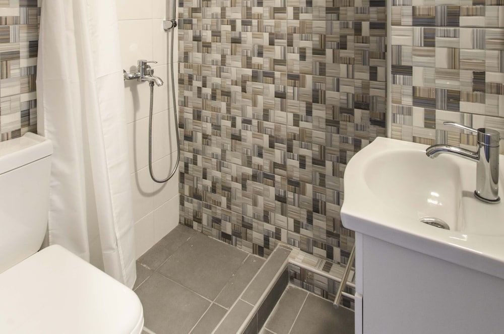 Evel's Home Suites Apartment, 2 Bedrooms (Spacious) 4