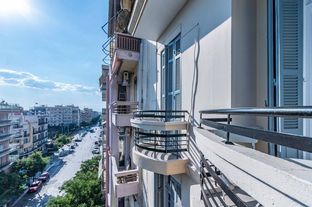 halu! Stylish & Bright Centre Home Superior Apartment, 2 Bedrooms 14