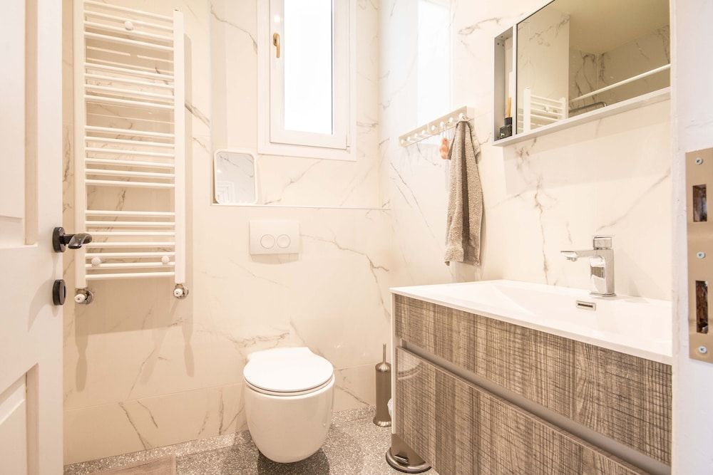 halu! Stylish & Bright Centre Home Superior Apartment, 2 Bedrooms 12