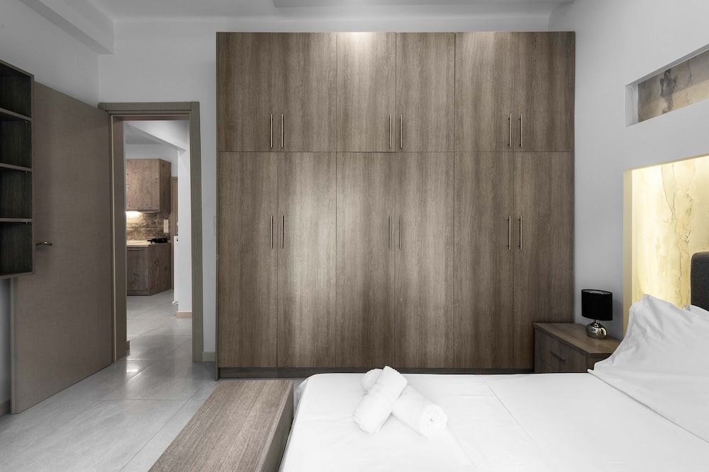 undefined Cosmopolitan Apartments Nilie Suites & Aprts 9