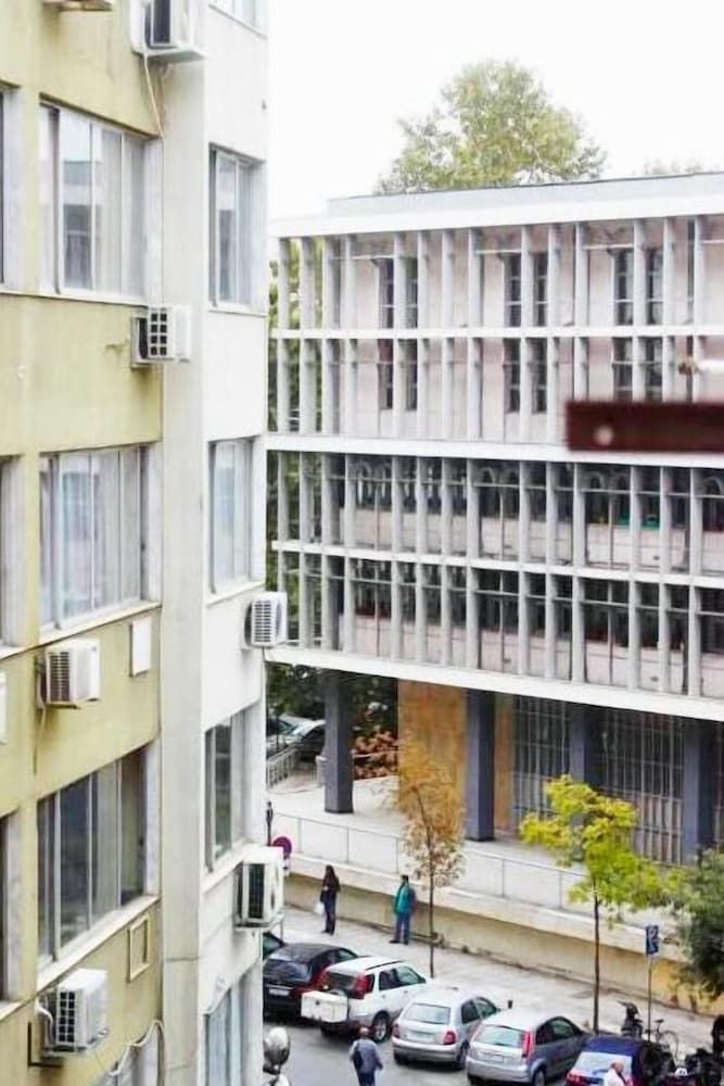 undefined Monad Apartment Sapfous 2