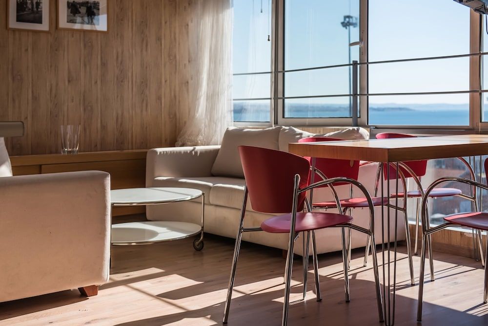 undefined Morrison Apt by halu! Apartments 7