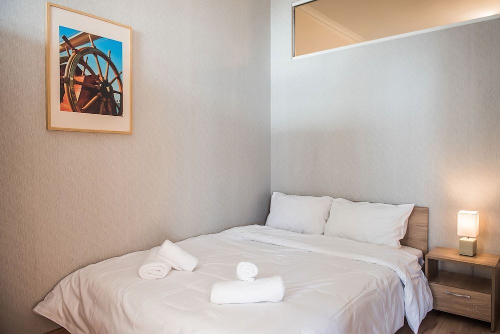 undefined Morrison Apt by halu! Apartments