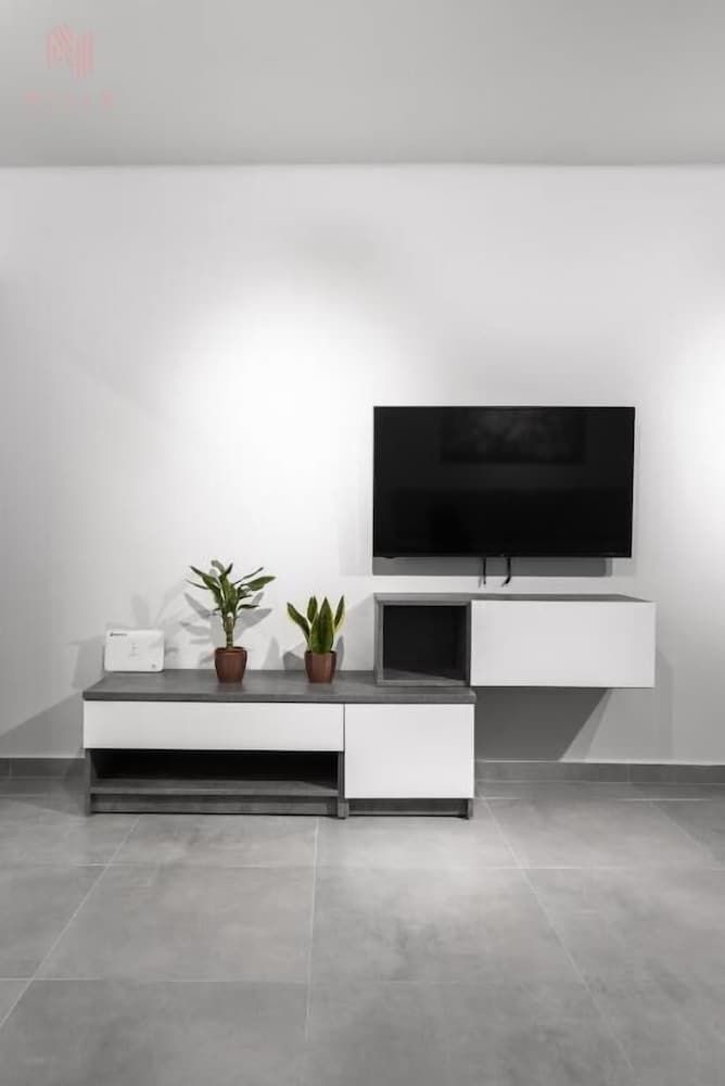 undefined Consul Apartment Nilie Hospitality MGMT