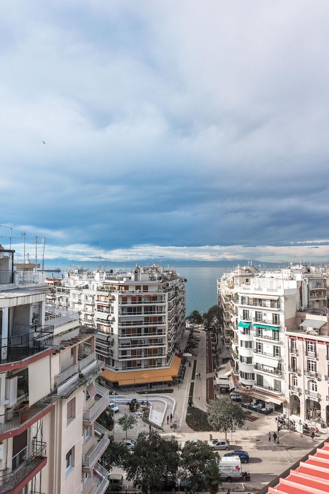 undefined Penthouse Level 9 Nilie Hospitality MGMT 8