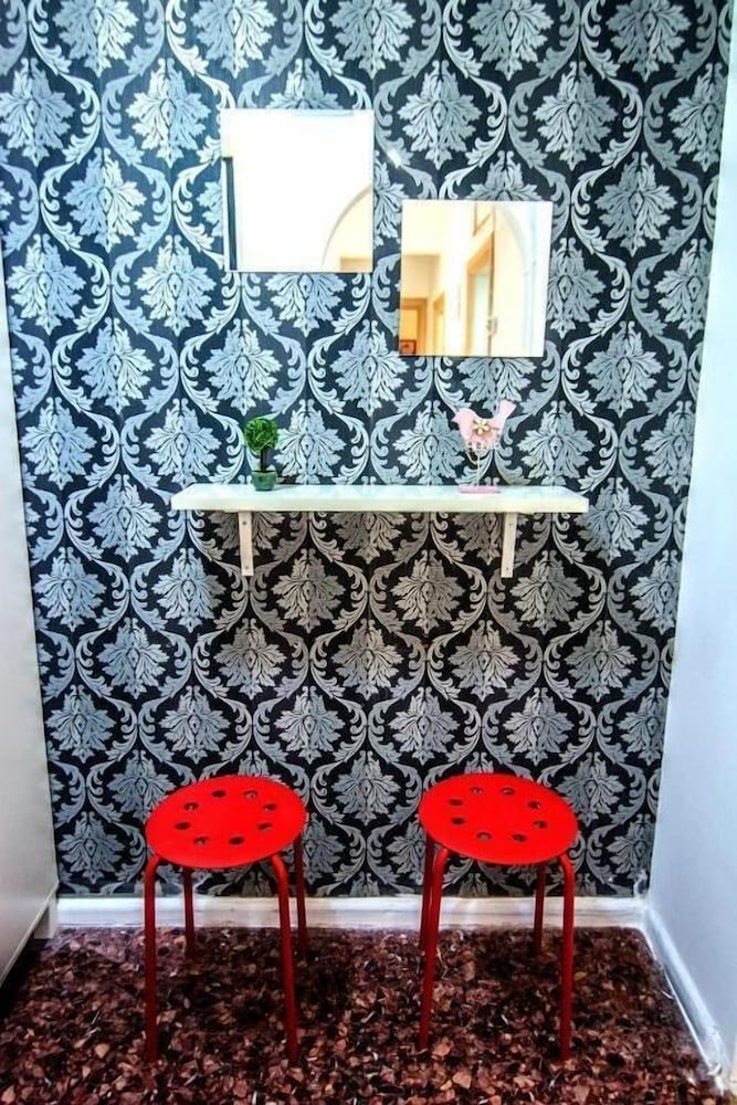 undefined Motiv Nilie Hospitality MGMT 6