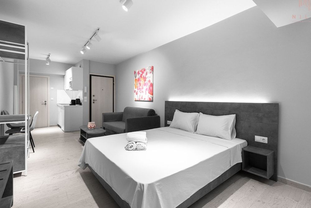 undefined Modeco Nilie Hospitality MGMT 5