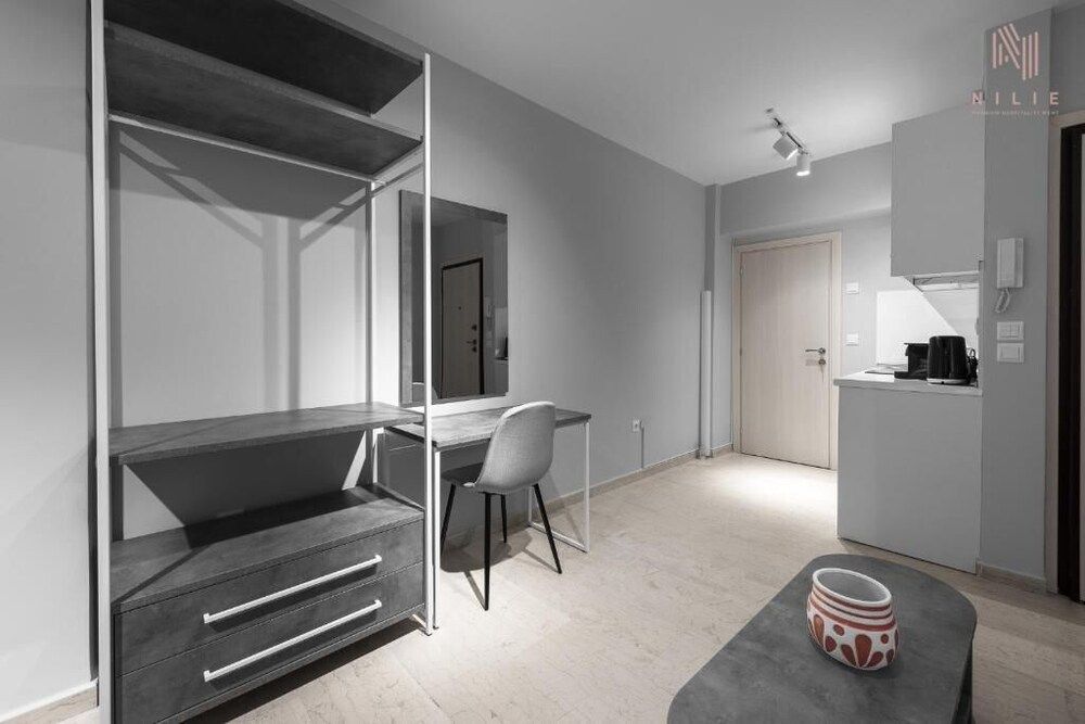 undefined Modeco Nilie Hospitality MGMT 7