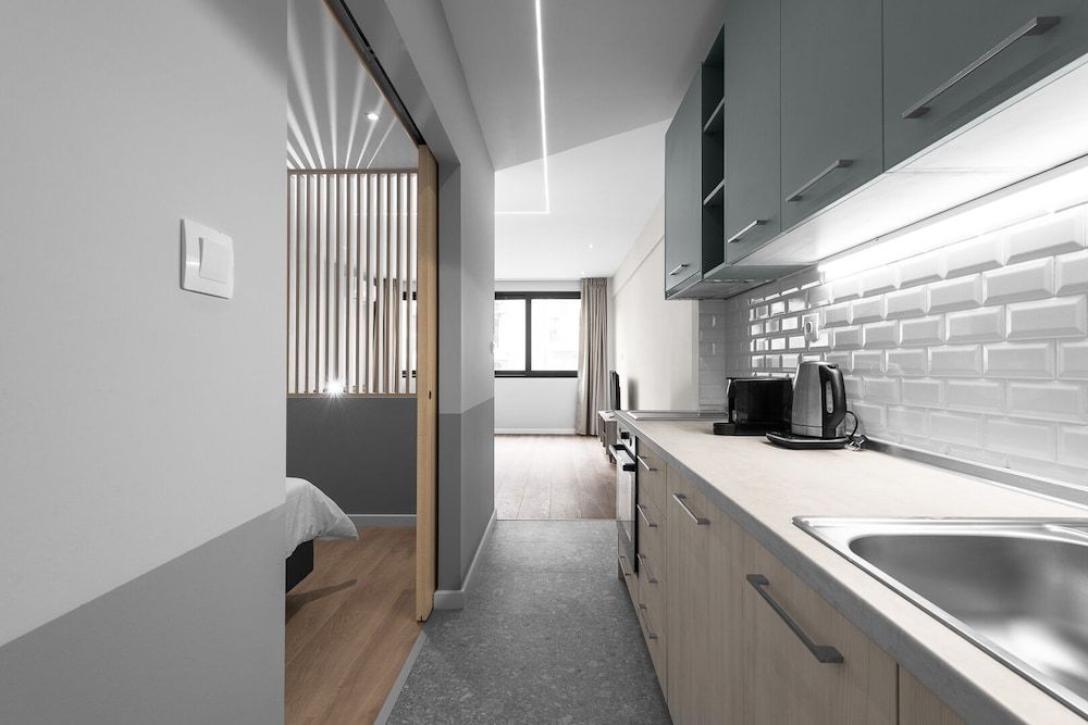 New Yorker Nilie Hospitality MGMT Apartment 11