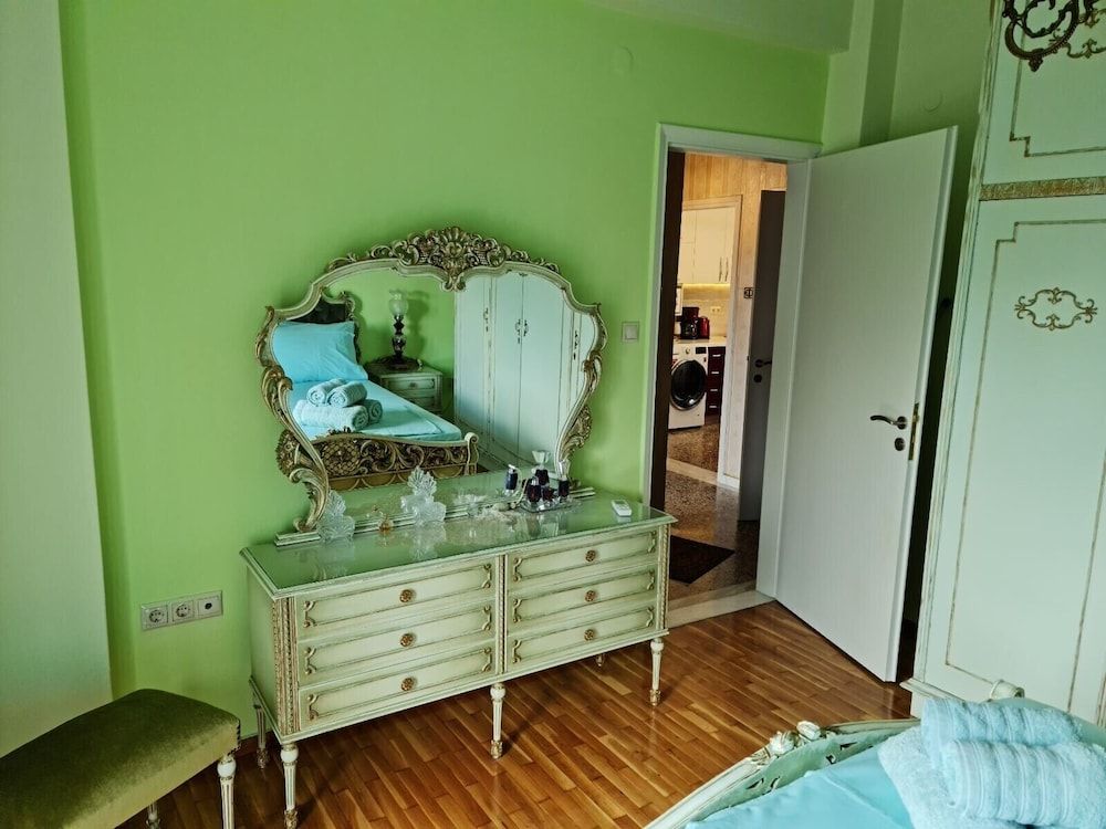 undefined Fairytale, Nilie Hospitality MGMT 6