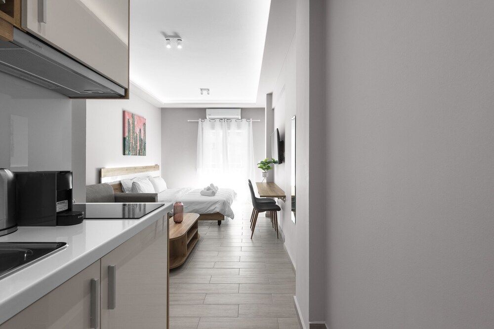 Laussane Nilie Hospitality MGMT Business Apartment 7