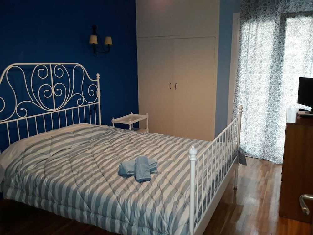 undefined Luxurious Cozy Stay in the Heart of the City 3