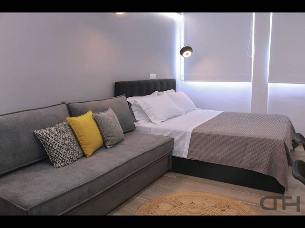 undefined New Deluxe Studio 1 - Downtown Thessaloniki-fully Equipped 2
