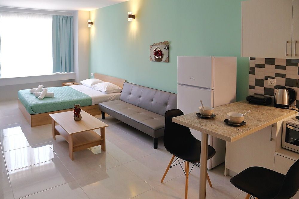 undefined Menta Studios 6