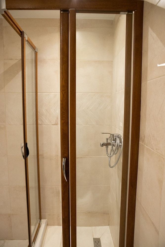 undefined Cozy modern studio in Thessaloniki 9