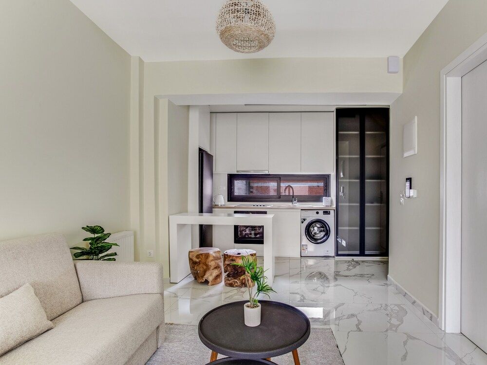 undefined Sanders Old Port - Simple Studio w/ Balcony 7