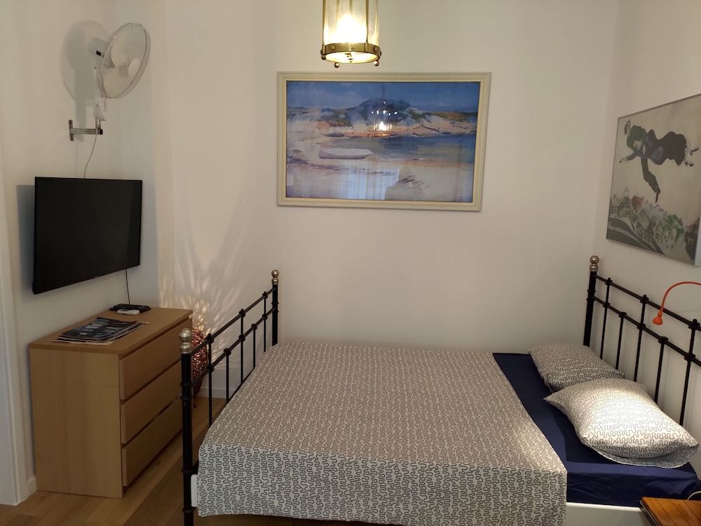 undefined Pemptos-3bedroom-2bathroom-balcony-seaview 6