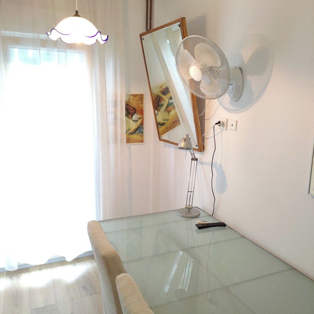 Pemptos-3bedroom-2bathroom-balcony-seaview Apartment 22