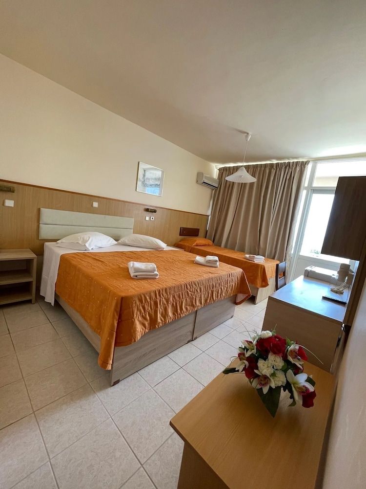 Standard Room, Garden View