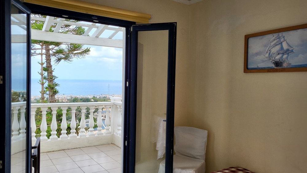 Apartment, 1 Bedroom, Smoking, Balcony