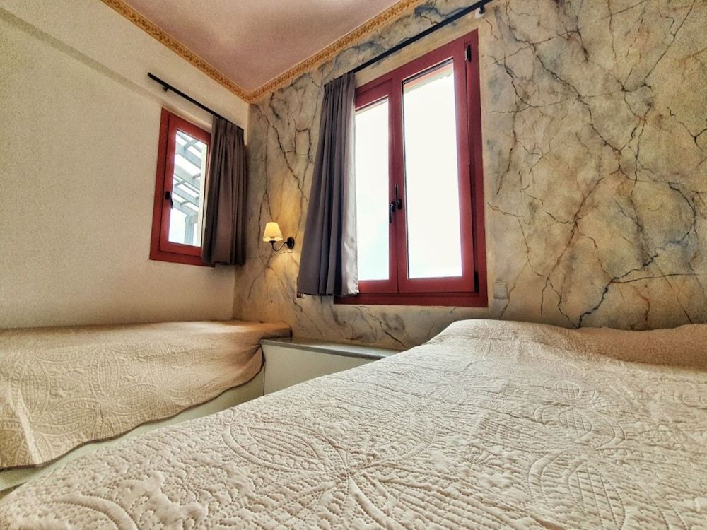 Apartment, 2 Bedrooms, Balcony, Garden View