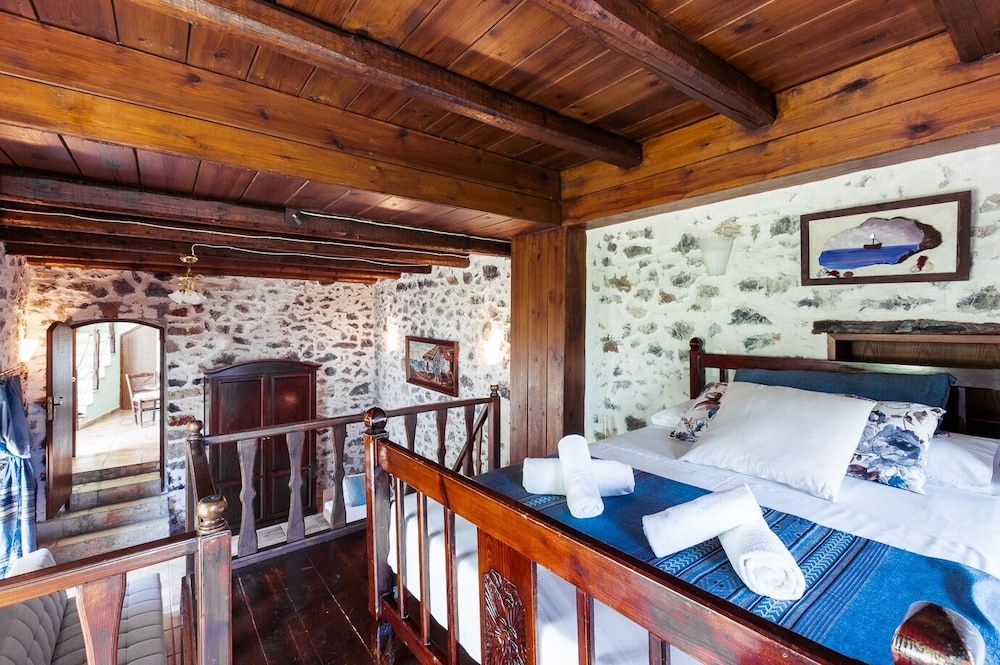 Elia Woodstone Houses Traditional Villa, Private Pool, Partial Sea View 10