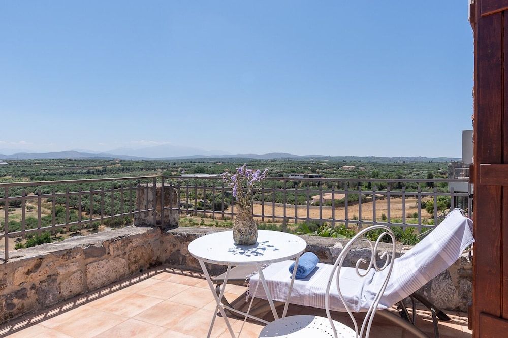 Elia Woodstone Houses Traditional Villa, Private Pool, Partial Sea View 15