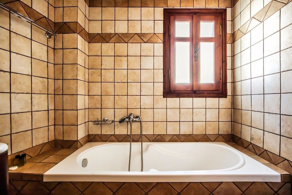 Elia Woodstone Houses Traditional Villa, Private Pool, Partial Sea View 21