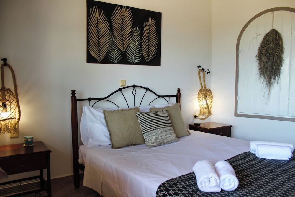 Elia Woodstone Houses Traditional House, 4 Bedrooms, Mountain View 12