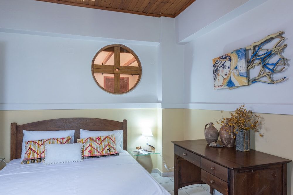 Standard Double Room, 1 Queen Bed