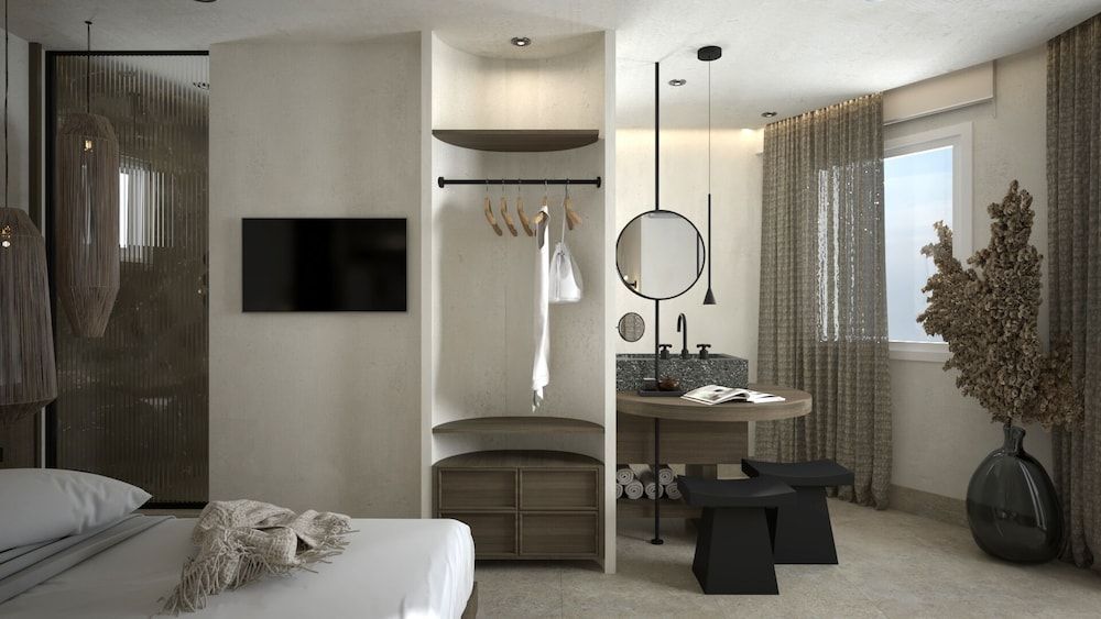 Junior Studio Suite