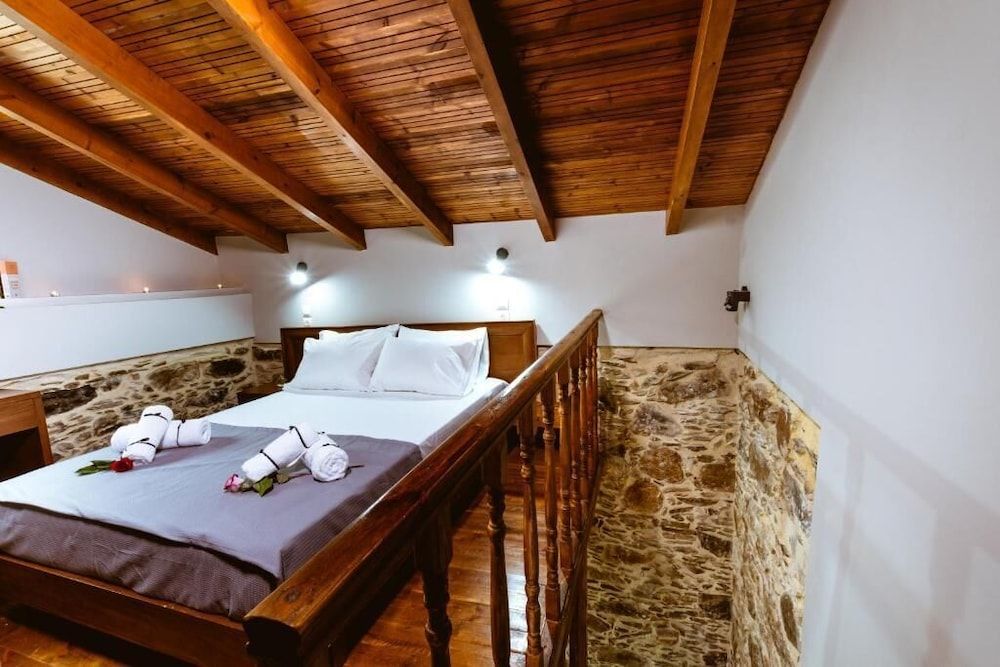 Traditional Duplex, Non Smoking, Mountain View