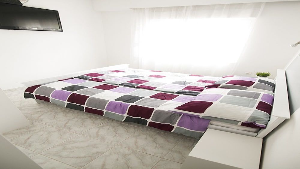 Apartment, 3 Bedrooms (Mona 8)