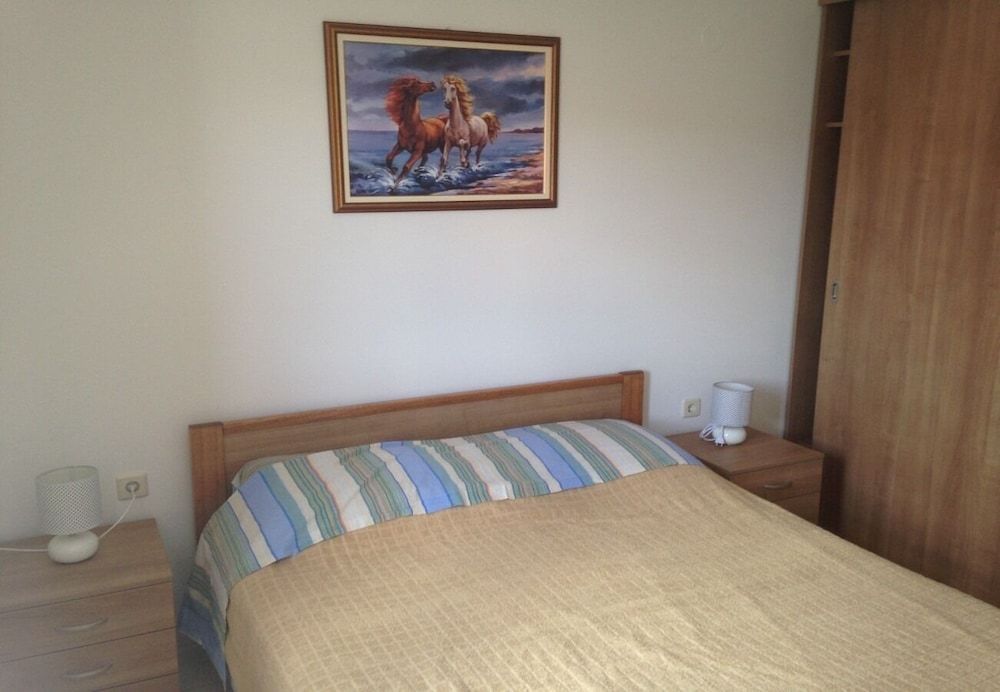 Apartment (Vik - 60 m from the sea - A4(2+2))
